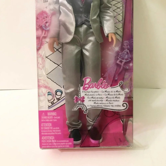 2009 Barbie A Fashion Fairytale Ken Doll in Grey suit Blemished Nose Damaged Box - Picture 3 of 16